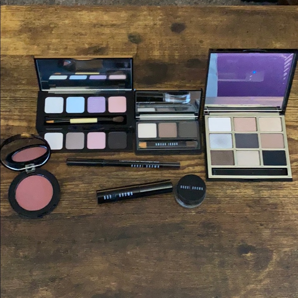 Makeup set - Picture 2 of 2